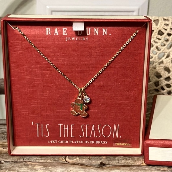Rae Dunn GINGERBREAD MAN NECKLACE WITH FAUX GEMSTONE - Picture 1 of 9